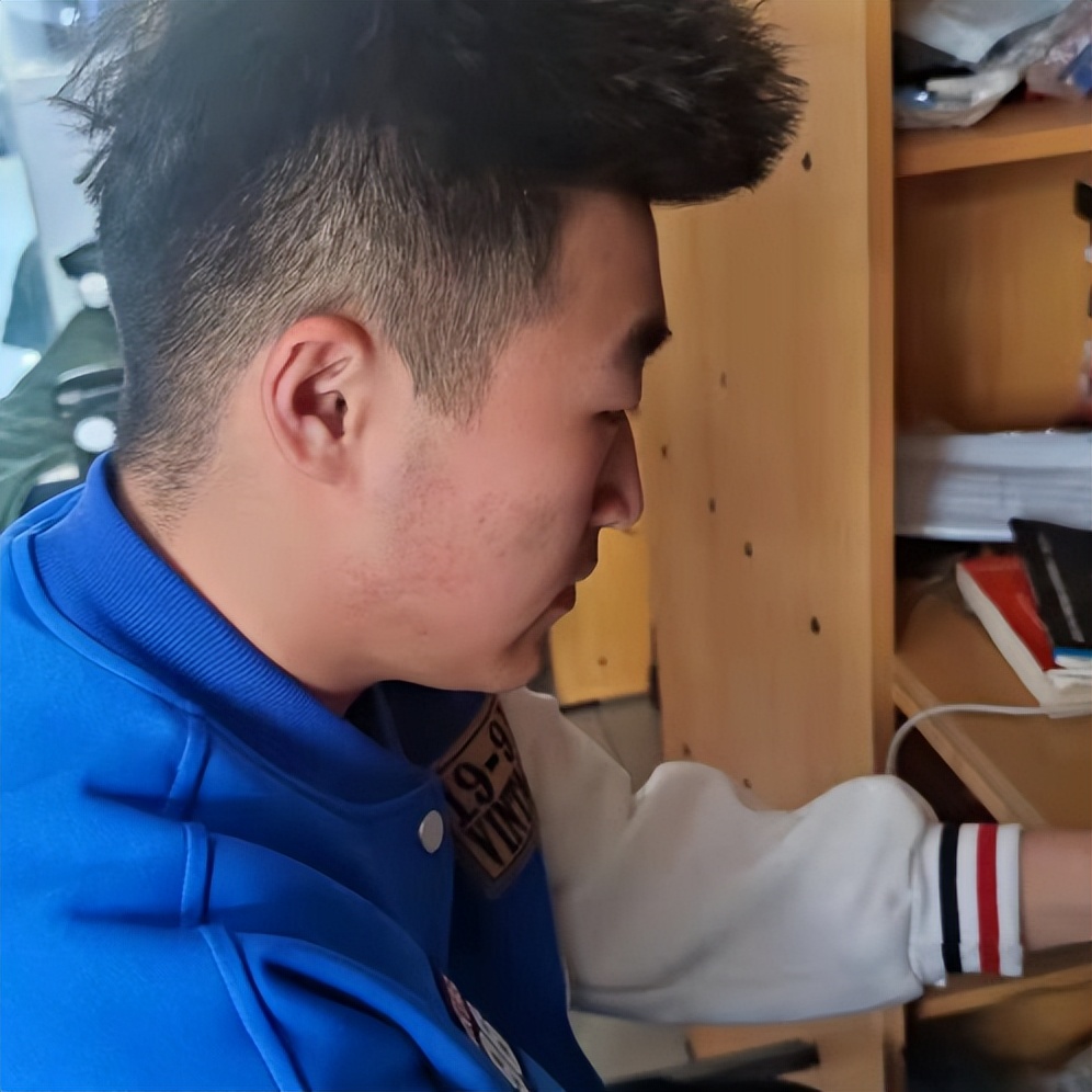 线上娱乐城举办“春暖护航，职向未来”网络招聘会