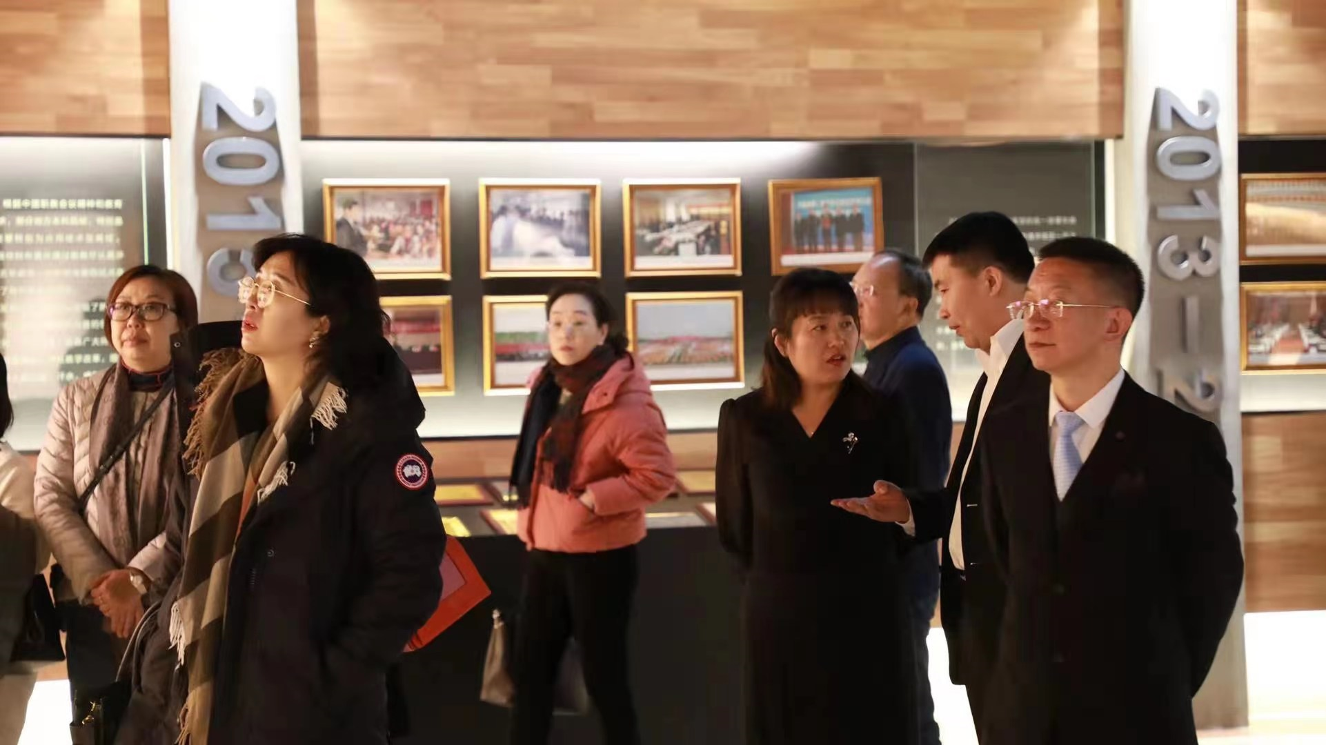 “大学英语教学课程思政、新指南理念创新与实践”研讨会在线上娱乐城举行