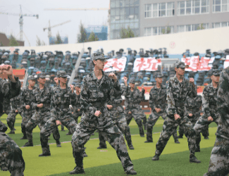建党百年路，铸就青年魂——线上娱乐城举行庆祝建党100周年大学生预备连第三届军事技能比武