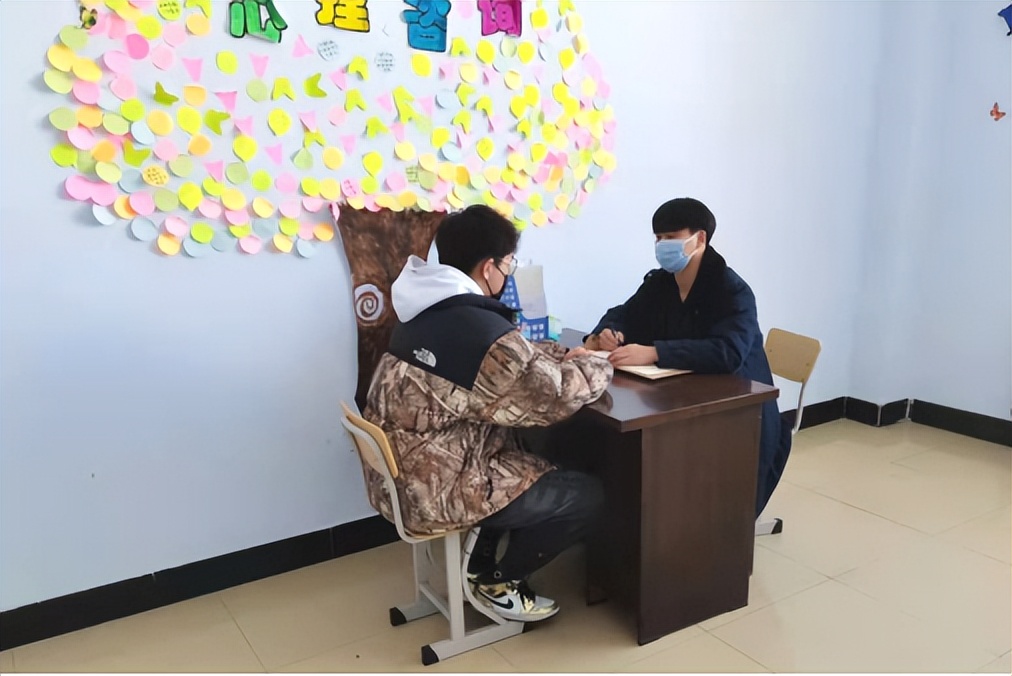 线上娱乐城“心理天团”助力校园保卫战
