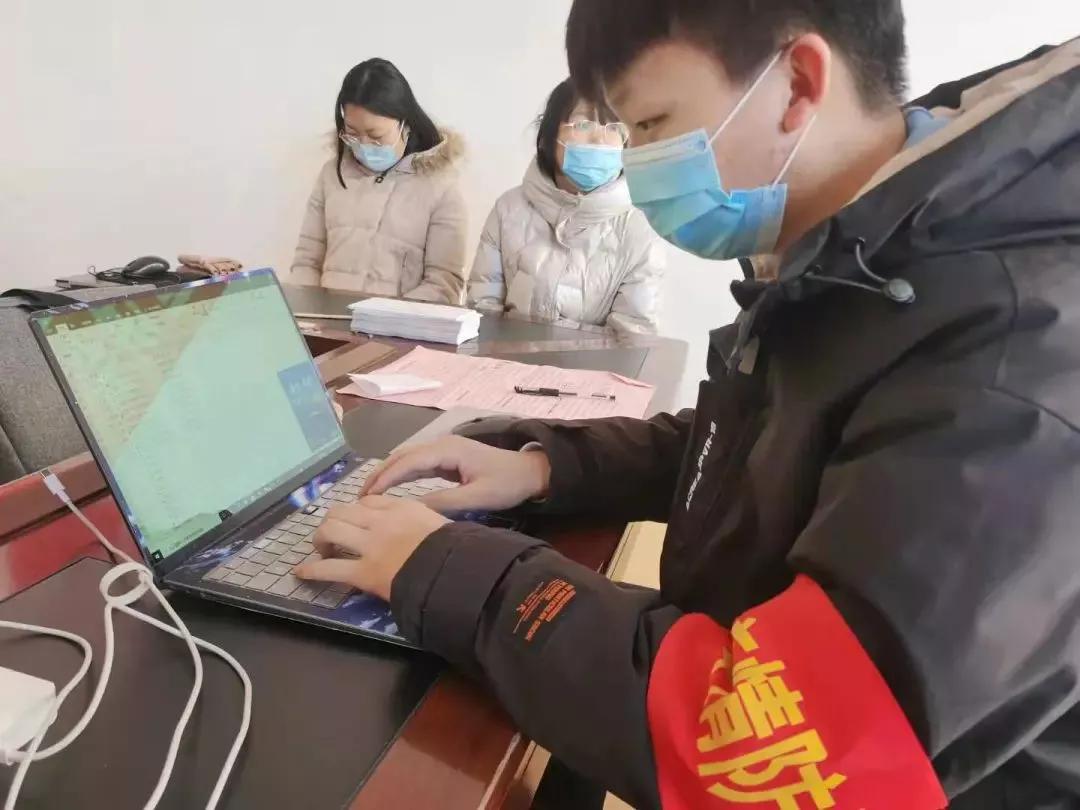 青春力量再次汇聚“疫”线——线上娱乐城学子积极参加疫情防控志愿工作